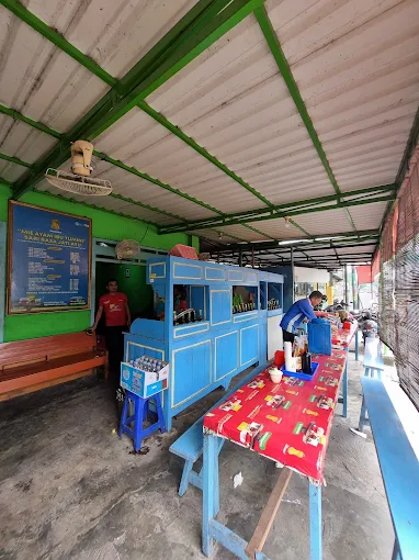 Suasana Restoran 1