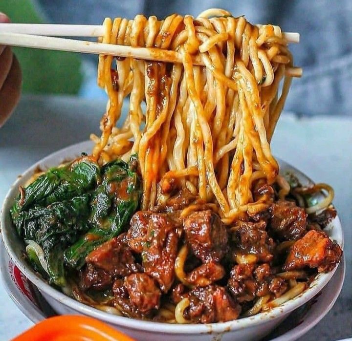 Mie Ayam Sajian